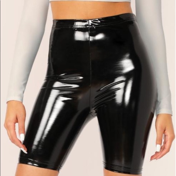 BUNDLE 2 Patent leather biker short, bundle - Picture 3 of 12